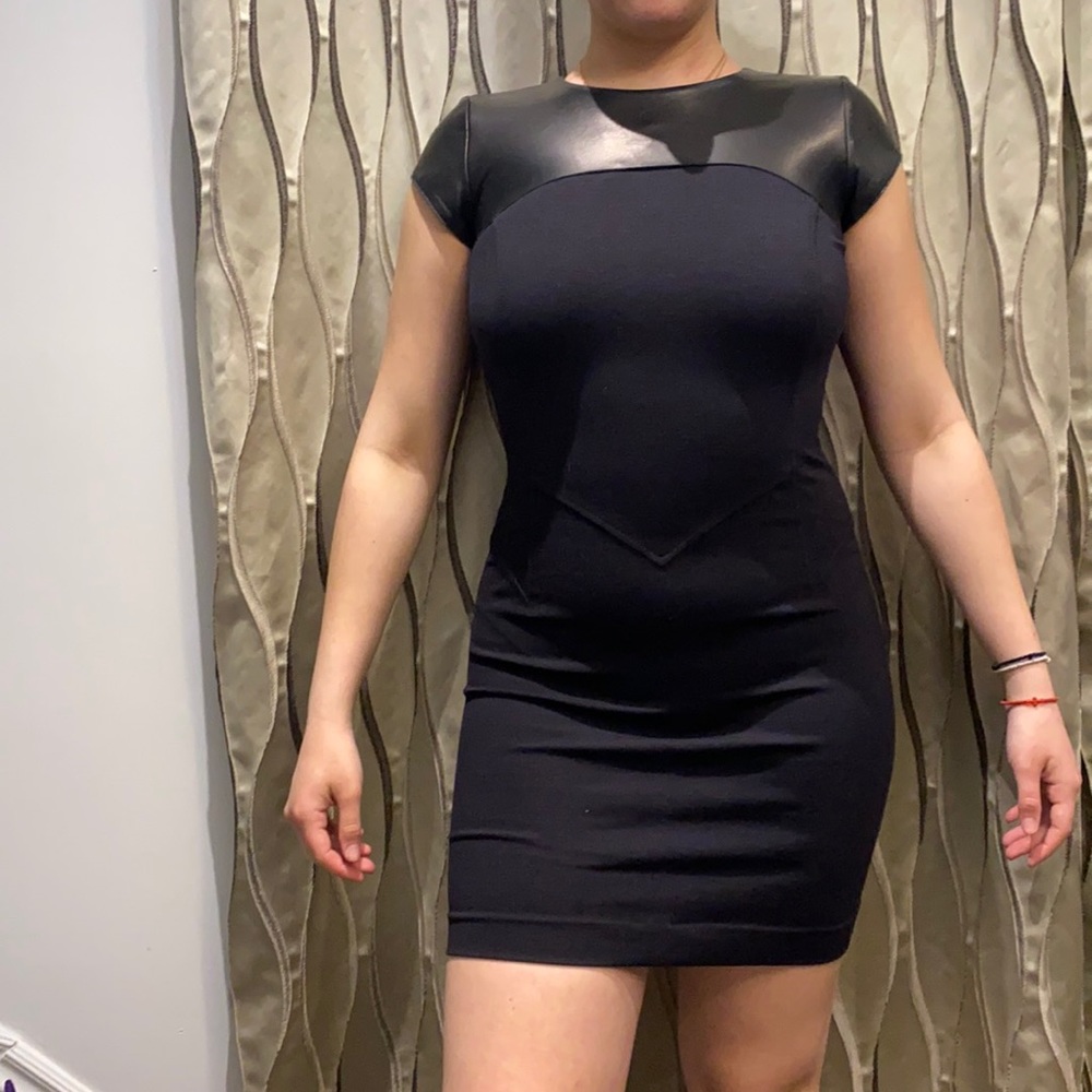 Women’s dress